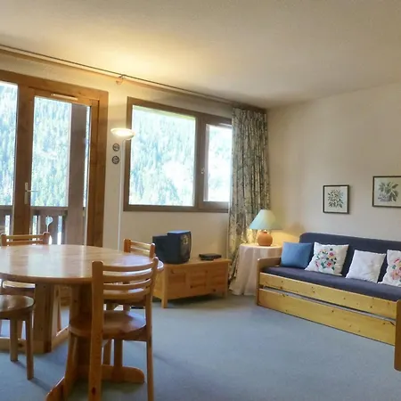 2 Pieces Pour 5 Pers. Au Coeur De Peisey Village - Fr-1-757-125 Apartment *